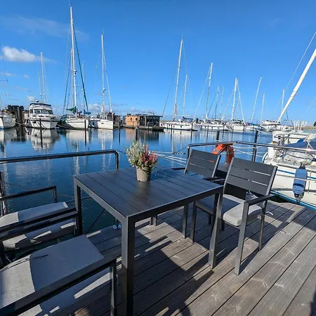 Bådhotel Hausboot Fjord Stella - Solarboot Mit Biosauna In