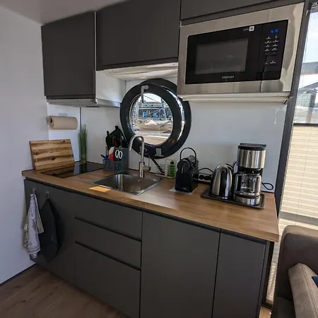 Hausboot Fjord Stella - Solarboot Mit Biosauna In Bådhotel Wendtorf